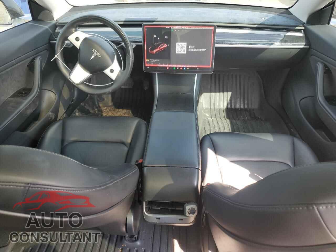 TESLA MODEL 3 2018 - 5YJ3E1EA4JF014816