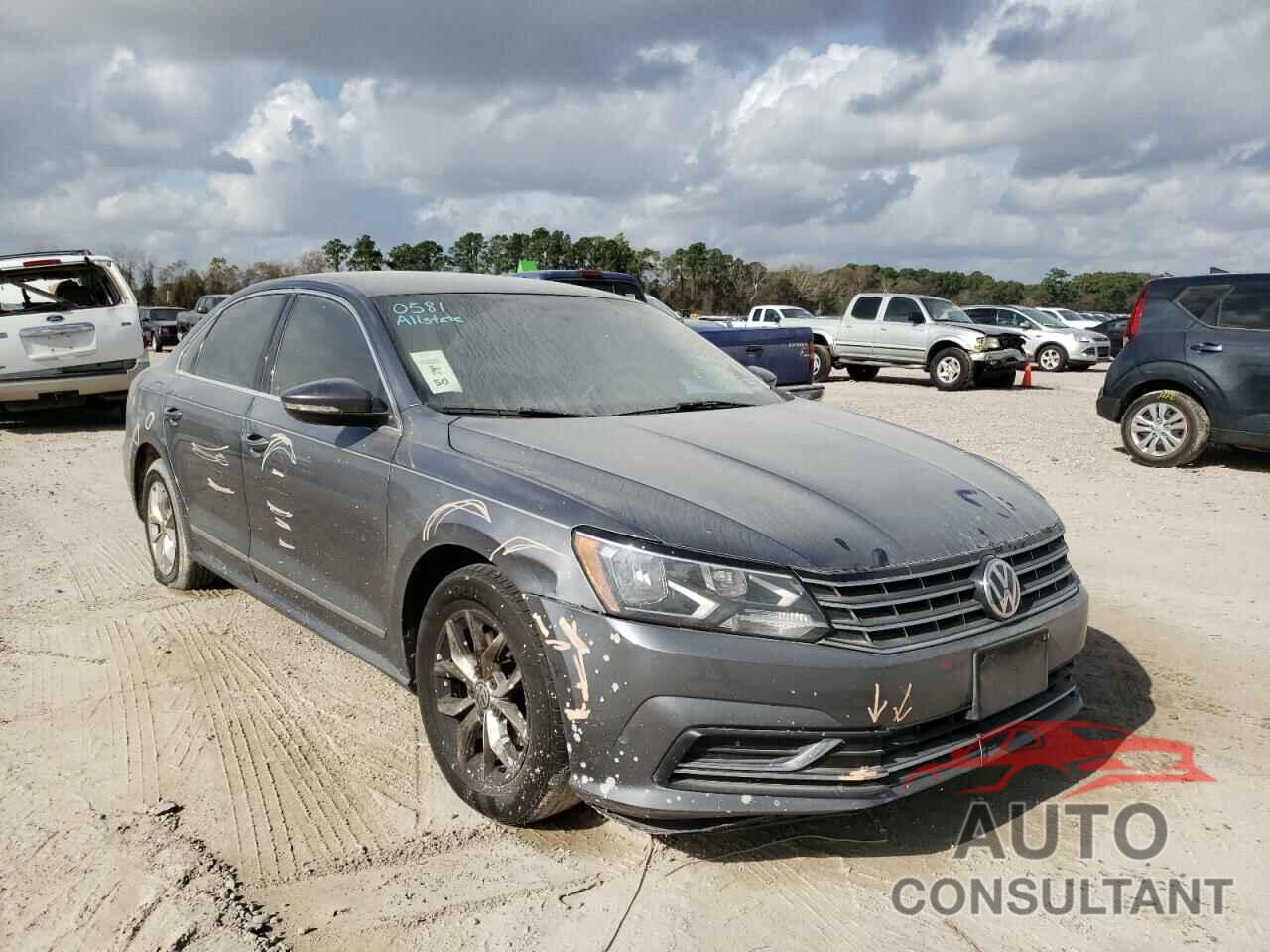 VOLKSWAGEN PASSAT 2017 - 1VWAT7A38HC043988
