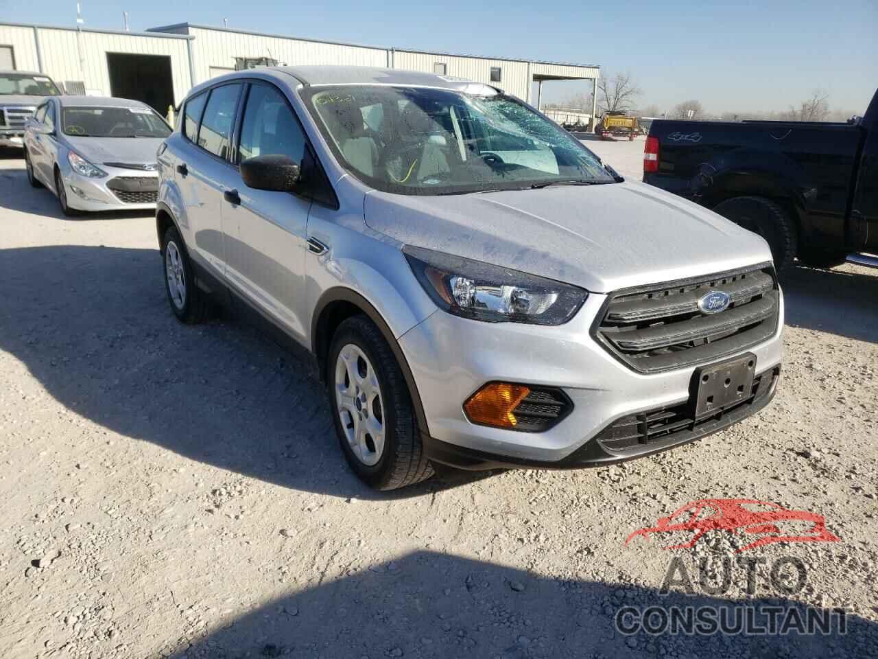 FORD ESCAPE 2018 - 1FMCU0F70JUB11367