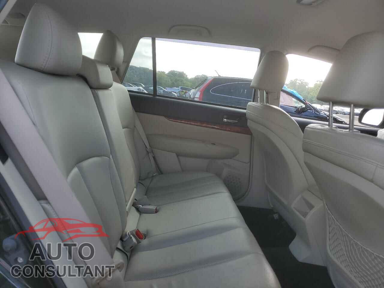 SUBARU OUTBACK 2011 - 4S4BRDJC6B2390975