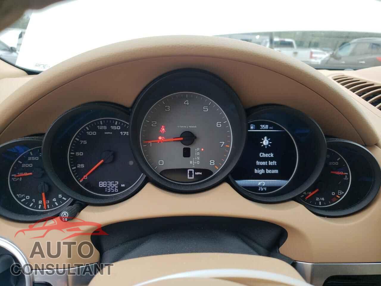 PORSCHE CAYENNE 2017 - WP1AB2A26HLA52025