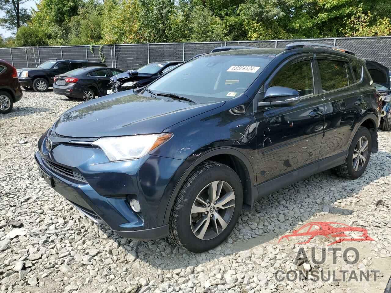 TOYOTA RAV4 2018 - JTMRFREV7JJ223484