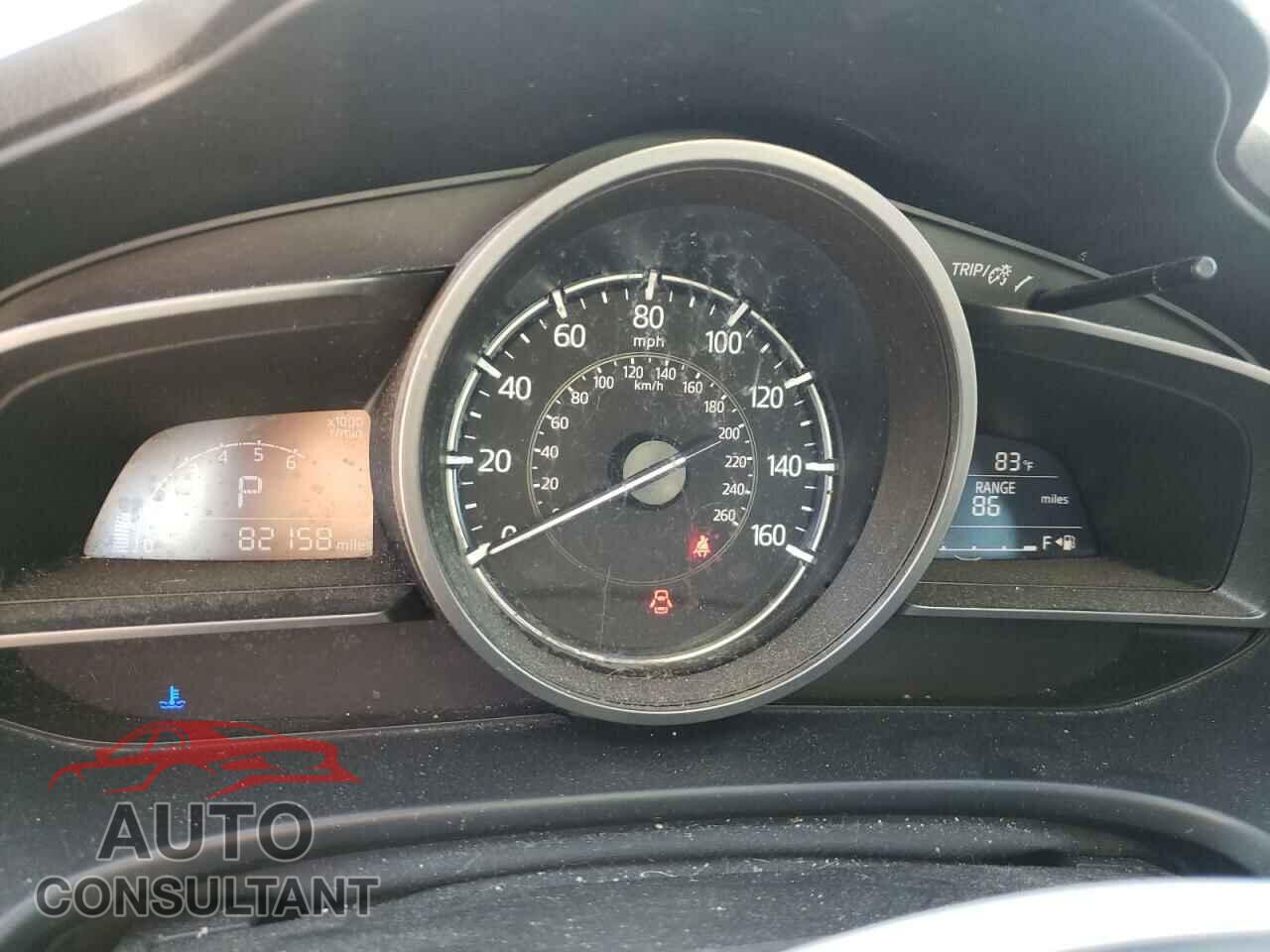 MAZDA 3 2018 - 3MZBN1U73JM181100