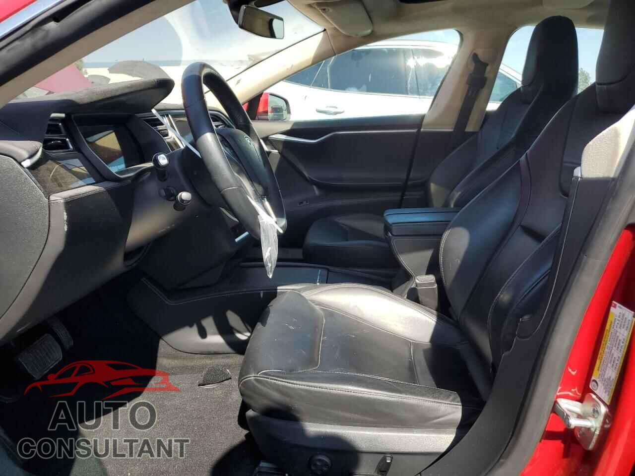 TESLA MODEL S 2016 - 5YJSA1E26GF147571