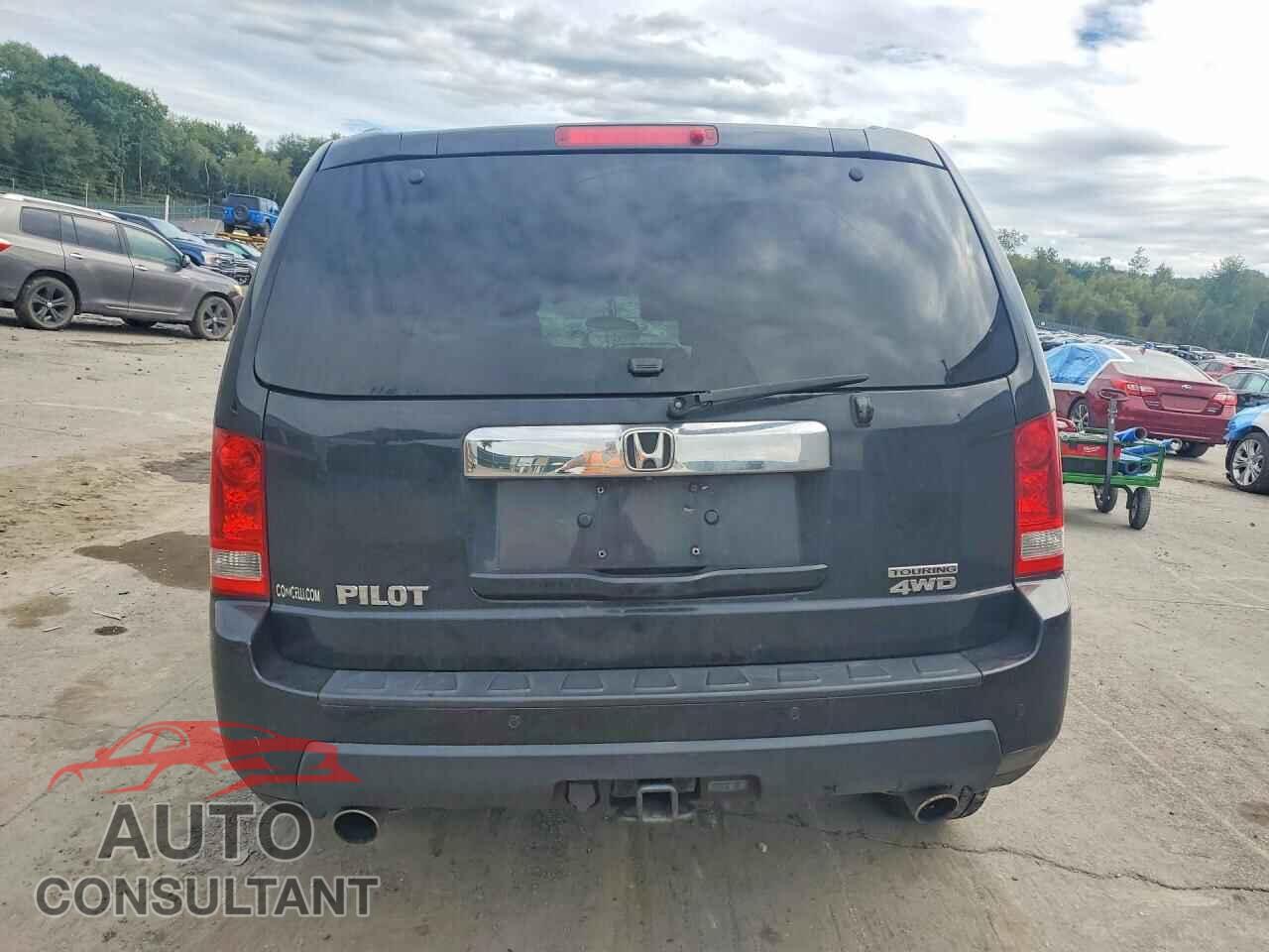HONDA PILOT 2011 - 5FNYF4H97BB102346