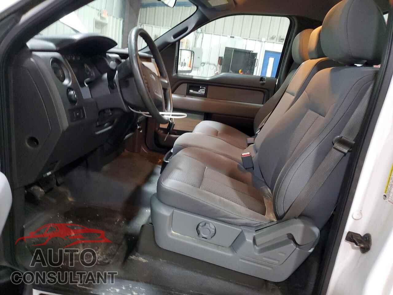 FORD F150 2014 - 1FTNF1CF6EKD20719