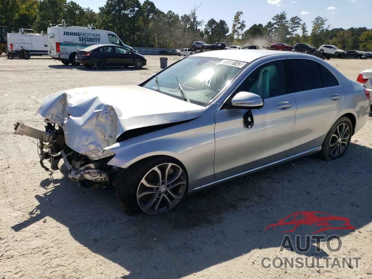 MERCEDES-BENZ C-CLASS 2015 - 55SWF4JBXFU092100