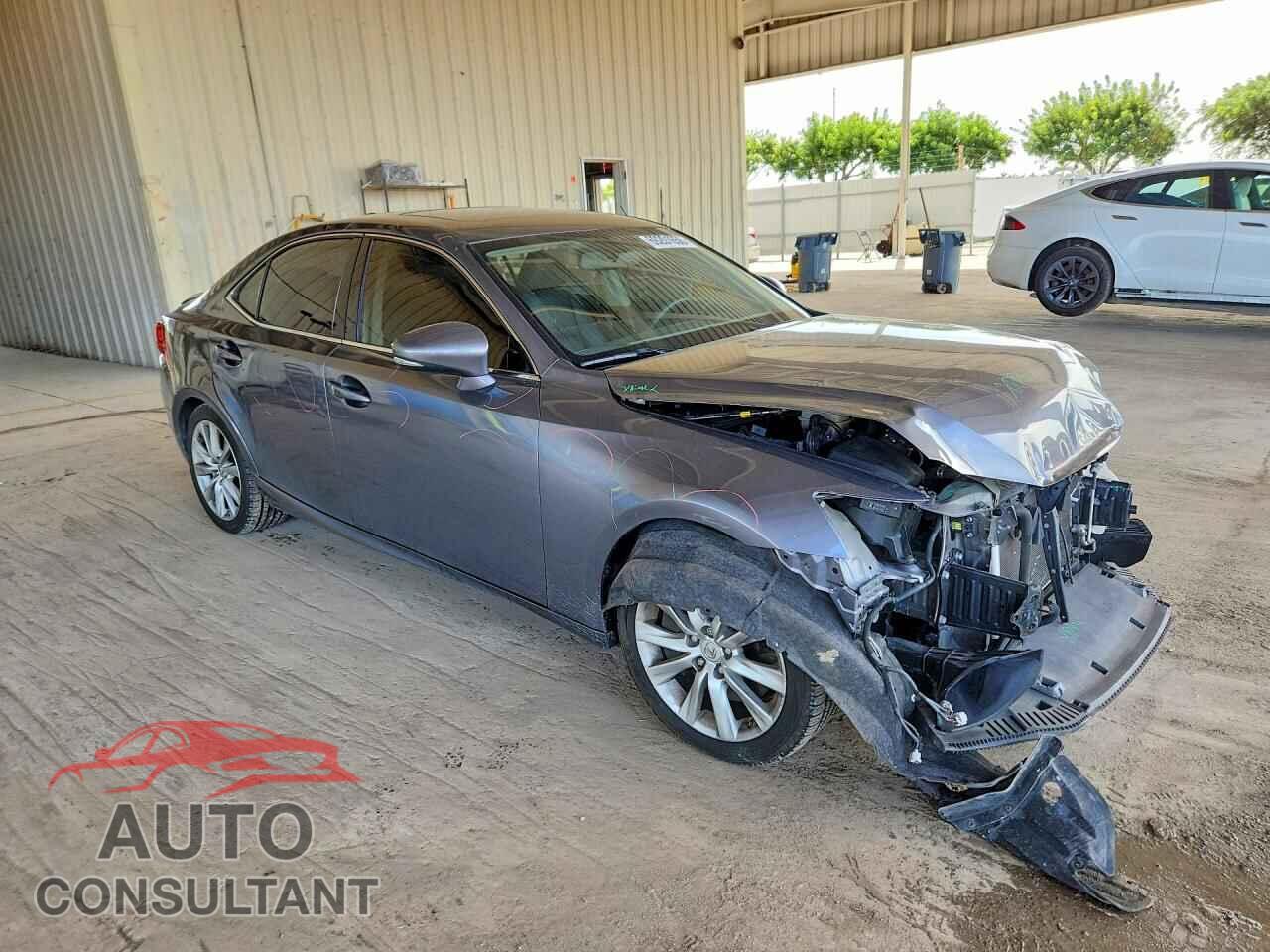 LEXUS IS 2016 - JTHBA1D20G5001233