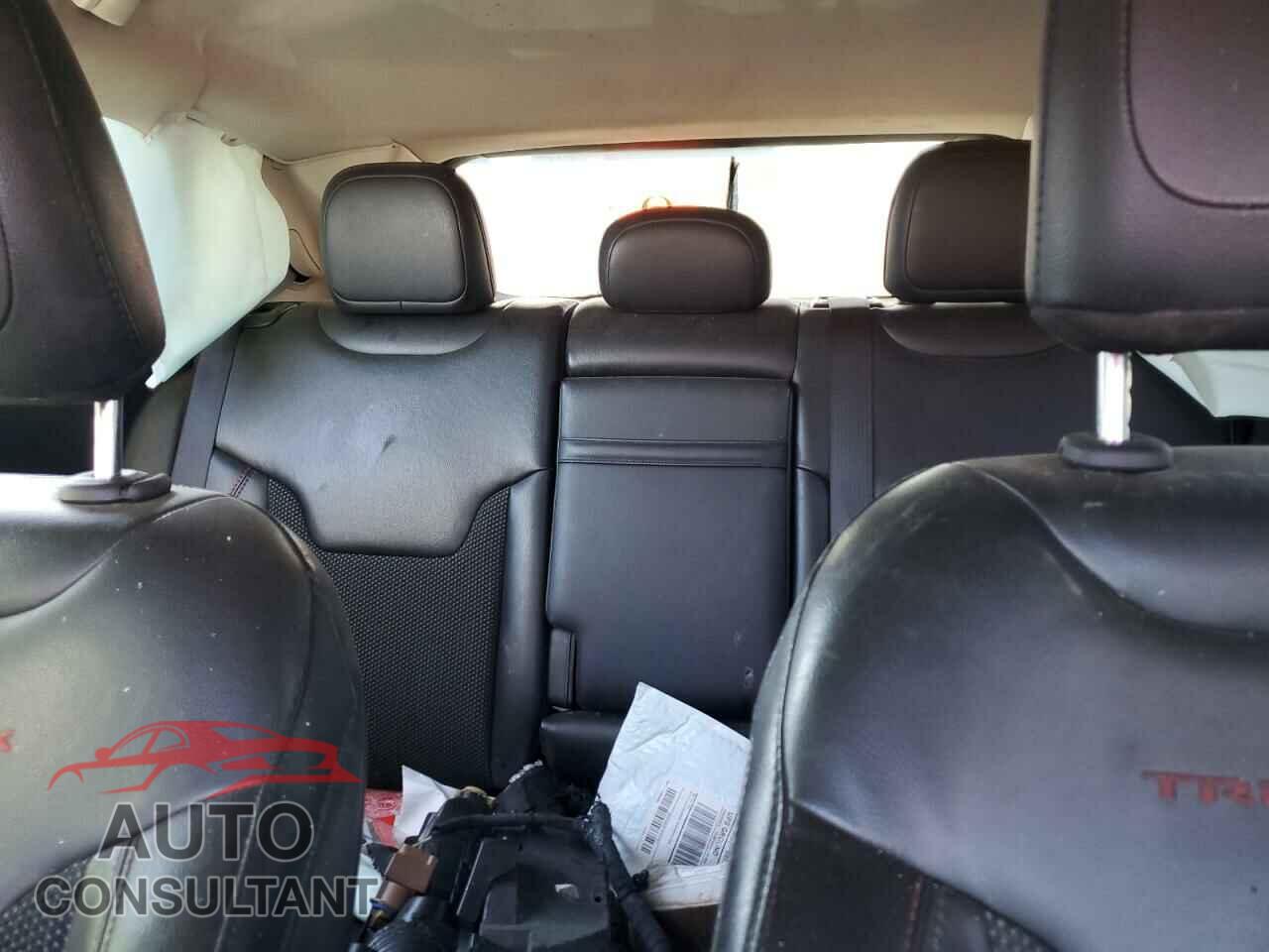 JEEP COMPASS 2019 - 3C4NJDDB6KT752698