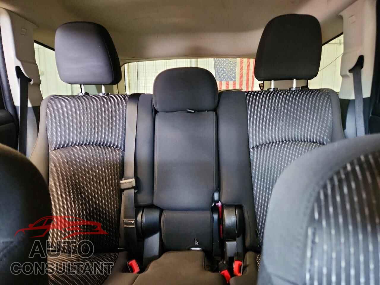 DODGE JOURNEY 2012 - 3C4PDCBG1CT204568