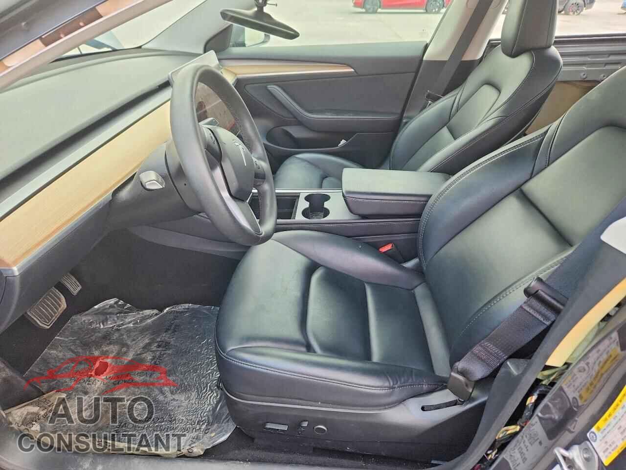 TESLA MODEL 3 2023 - 5YJ3E1EA0PF710498