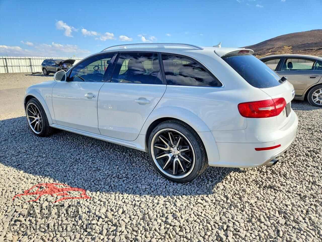 AUDI A4 2015 - WA1UFAFL5FA124365