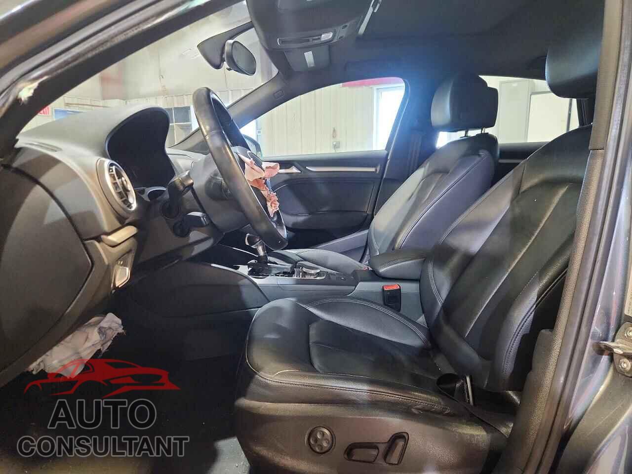 AUDI A3 2015 - WAUBFGFF8F1125257