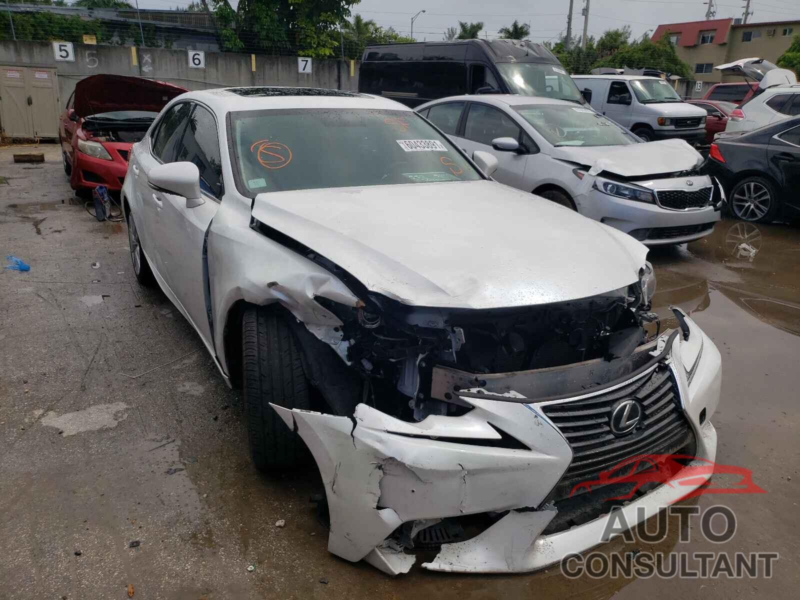 LEXUS IS 2016 - JTHCM1D28G5007339