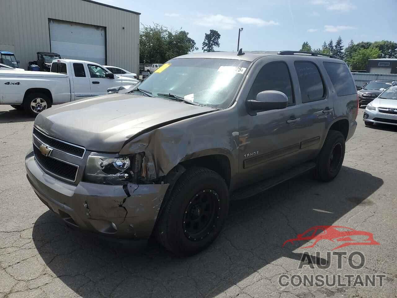 CHEVROLET TAHOE 2011 - 1GNSKBE0XBR348160
