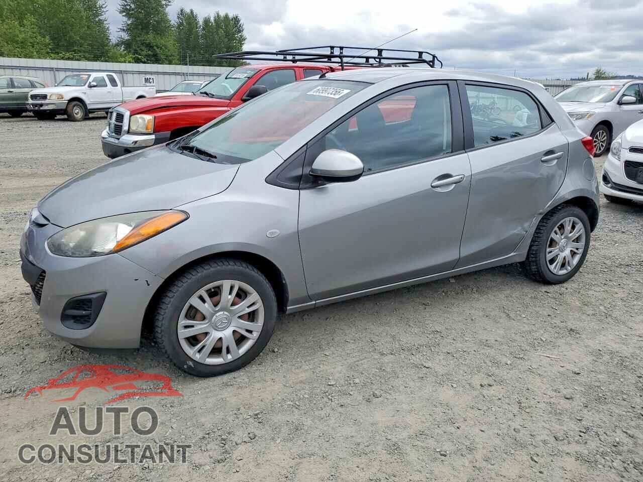 MAZDA 2 2013 - JM1DE1KZ7D0167904
