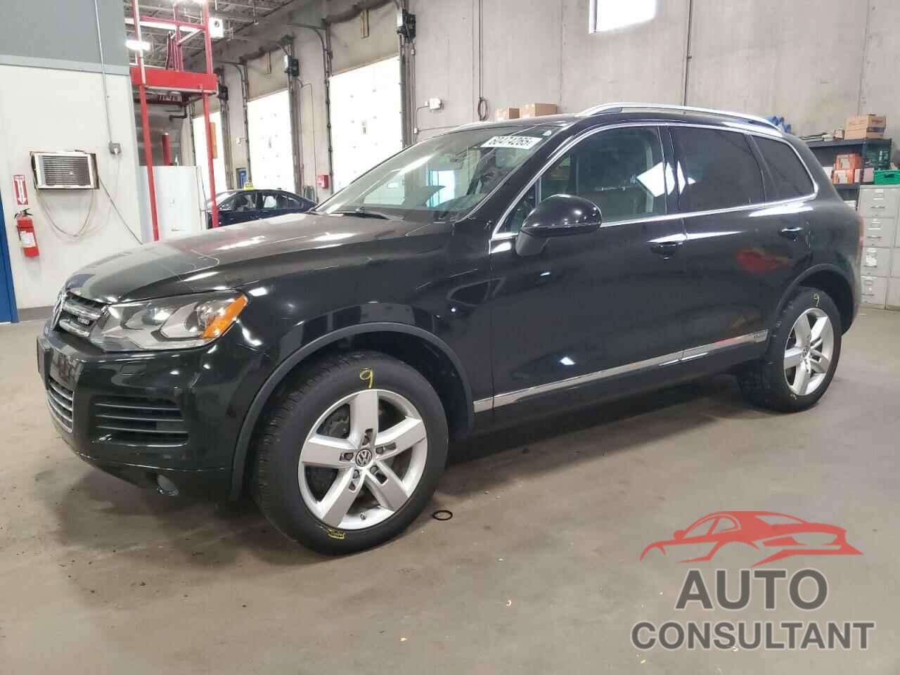 VOLKSWAGEN TOUAREG 2011 - WVGFG9BP6BD004792