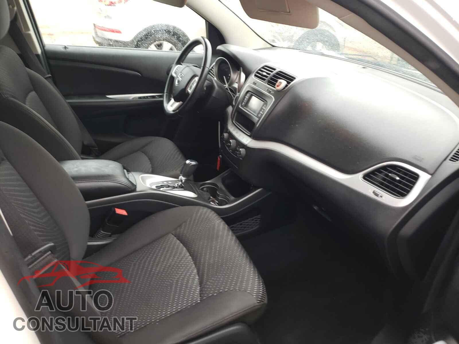 DODGE JOURNEY 2017 - 3C4PDCAB6HT551147