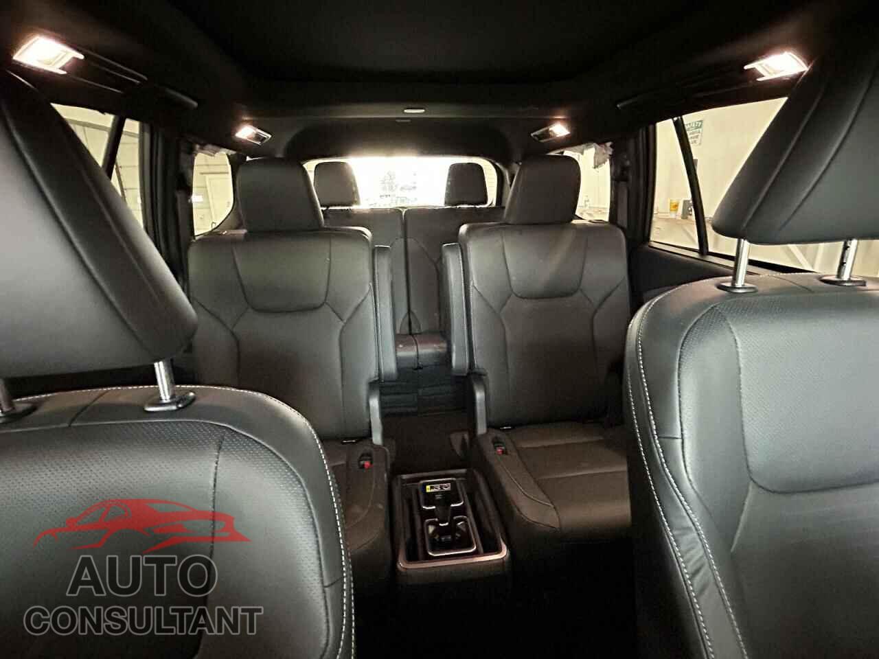 LEXUS UNKNOWN 2026 - 5TDAAAB65TS082494