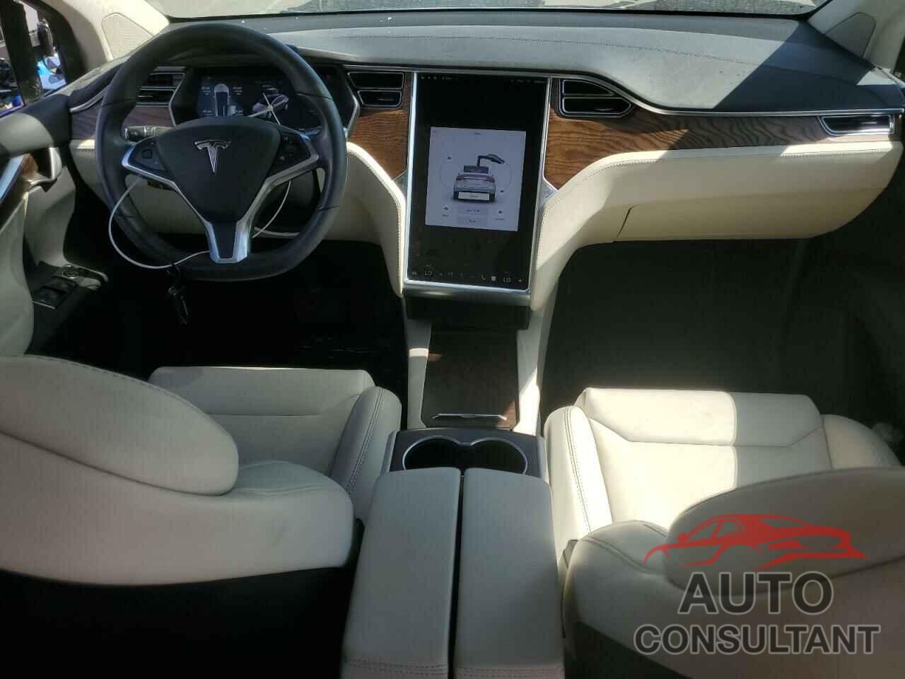 TESLA MODEL X 2018 - 5YJXCAE20JF089058