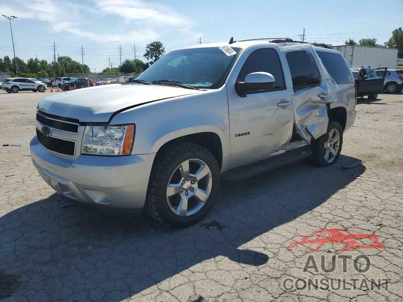 CHEVROLET TAHOE 2010 - 1GNUKBE03AR223220