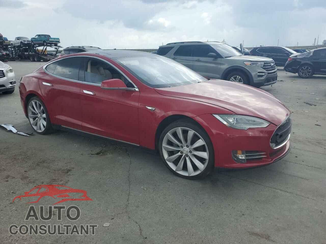 TESLA MODEL S 2013 - 5YJSA1AG7DFP12228
