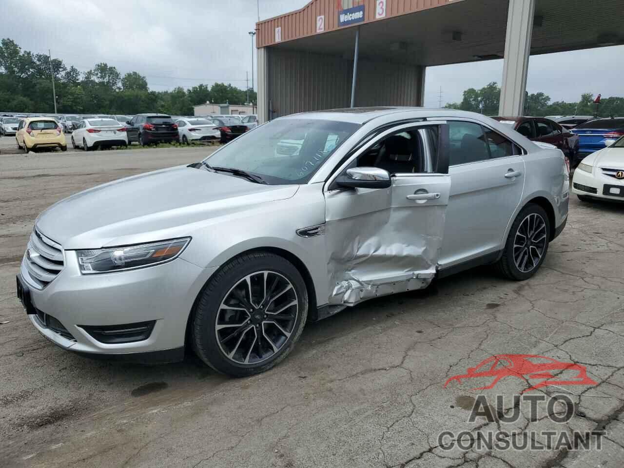 FORD TAURUS 2017 - 1FAHP2J8XHG124395