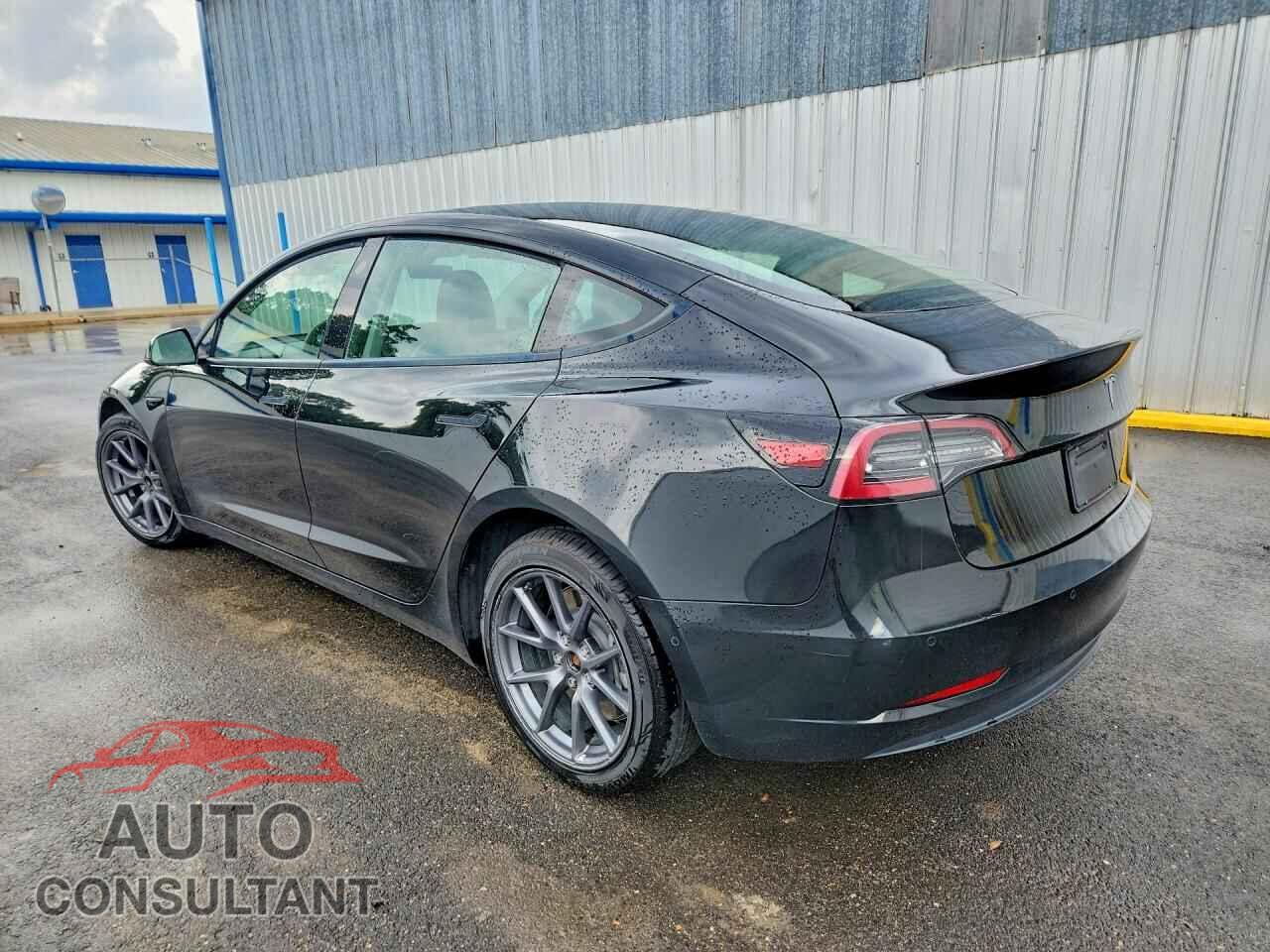 TESLA MODEL 3 2022 - 5YJ3E1EA9NF187673
