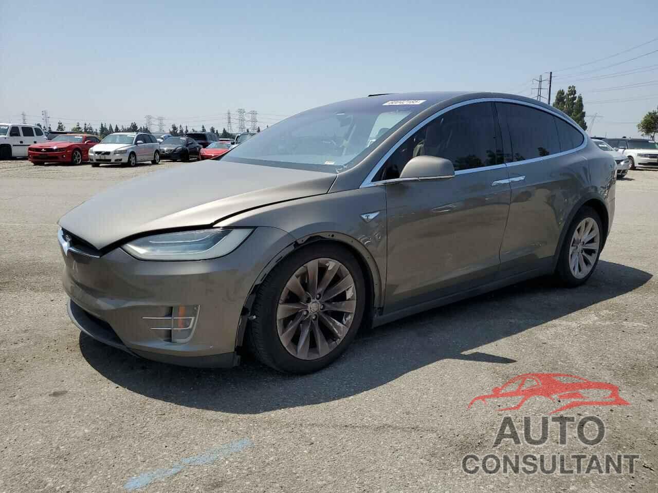 TESLA MODEL X 2016 - 5YJXCAE28GF010793