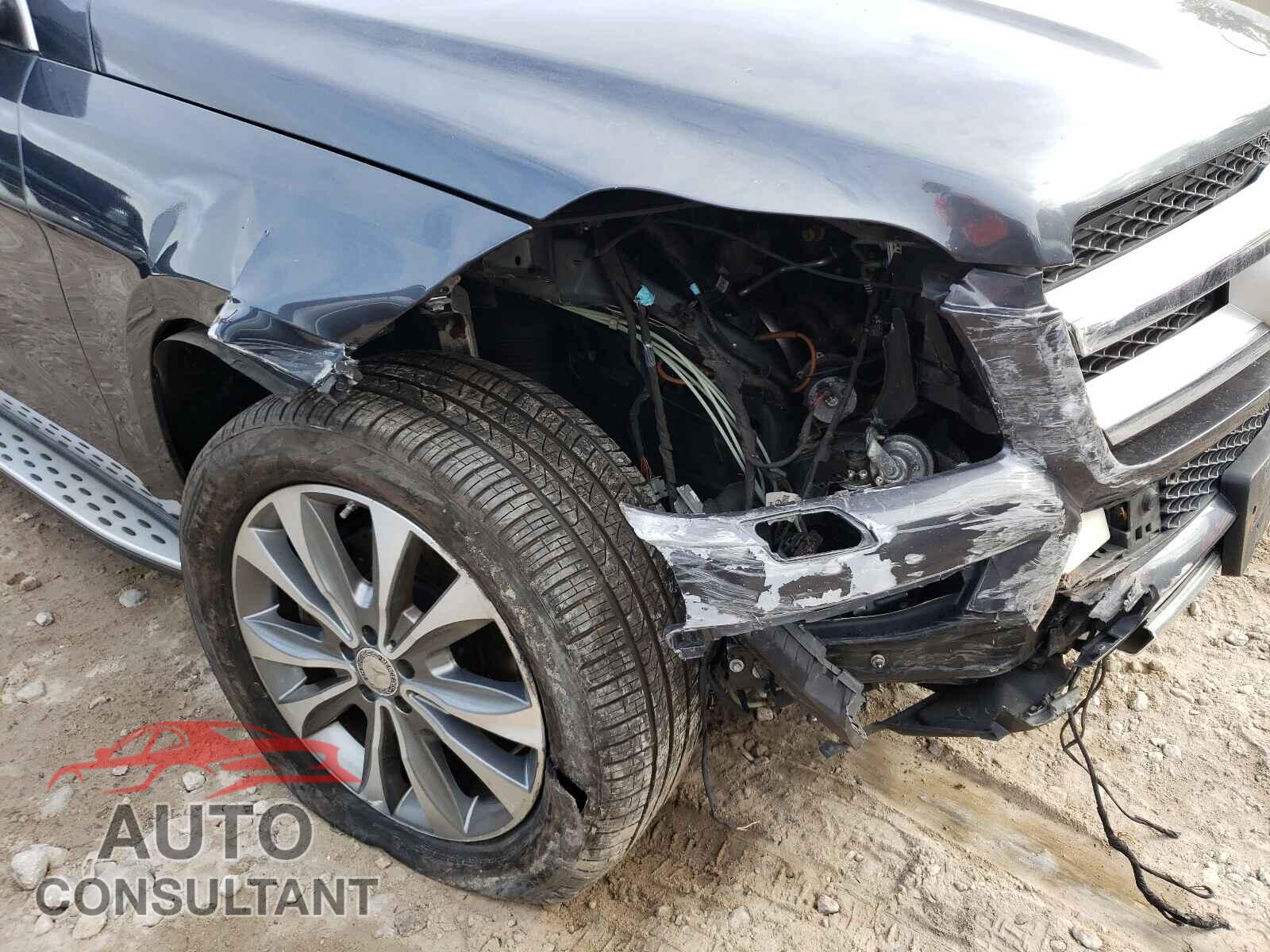 MERCEDES-BENZ GL-CLASS 2016 - 4JGDF6EE0GA710992