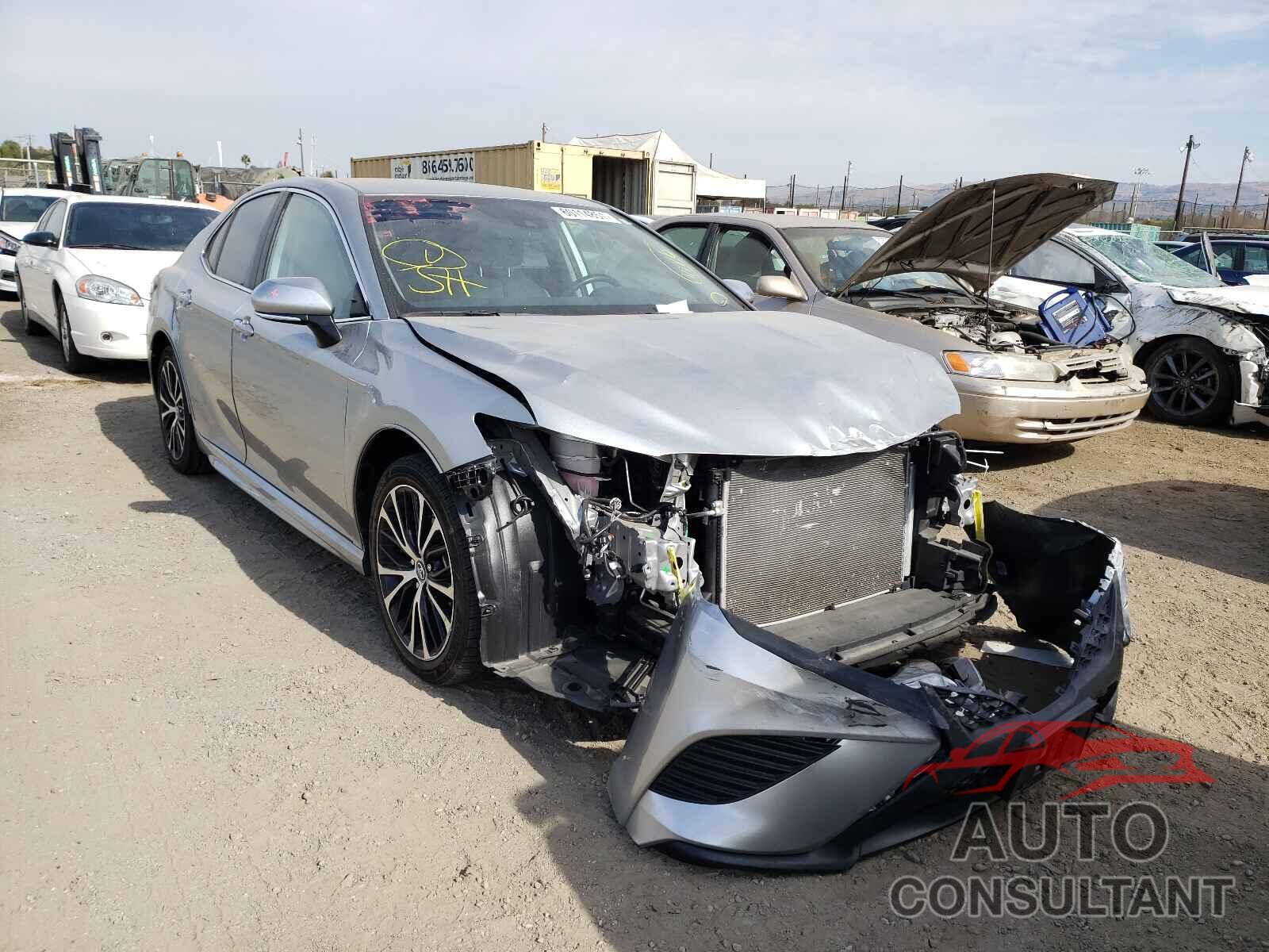 TOYOTA CAMRY 2019 - 4T1B11HK3KU780469