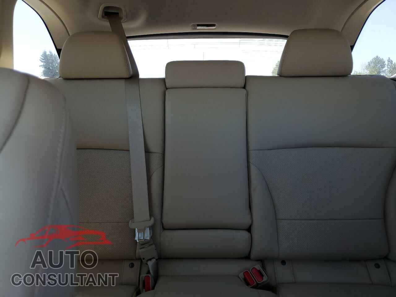 SUBARU OUTBACK 2018 - 4S4BSANC8J3286977