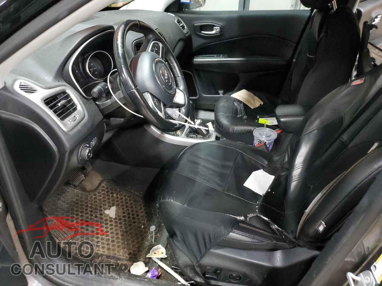 JEEP COMPASS 2018 - 3C4NJDBB3JT400146