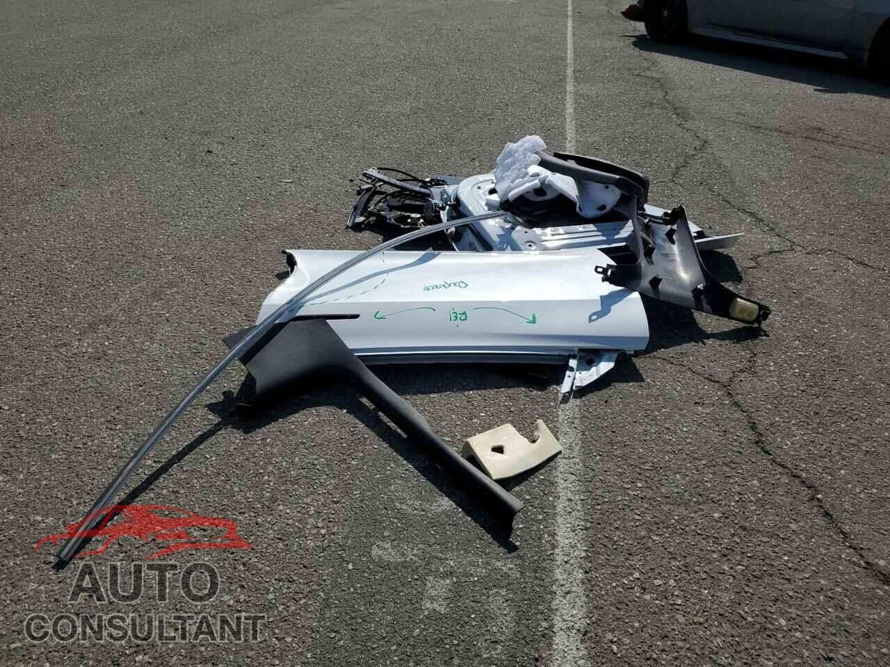 TESLA MODEL 3 2020 - 5YJ3E1EB2LF628193