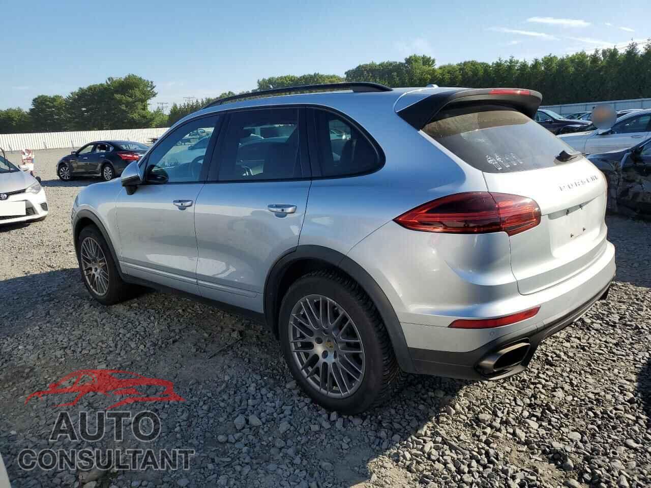 PORSCHE CAYENNE 2017 - WP1AA2A25HKA81282