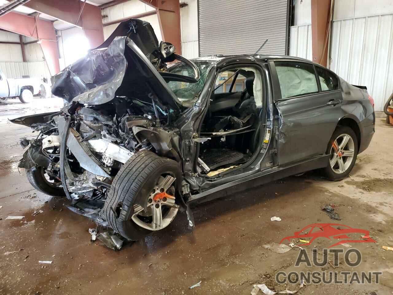 BMW 3 SERIES 2014 - WBA3B3C50EJ979646