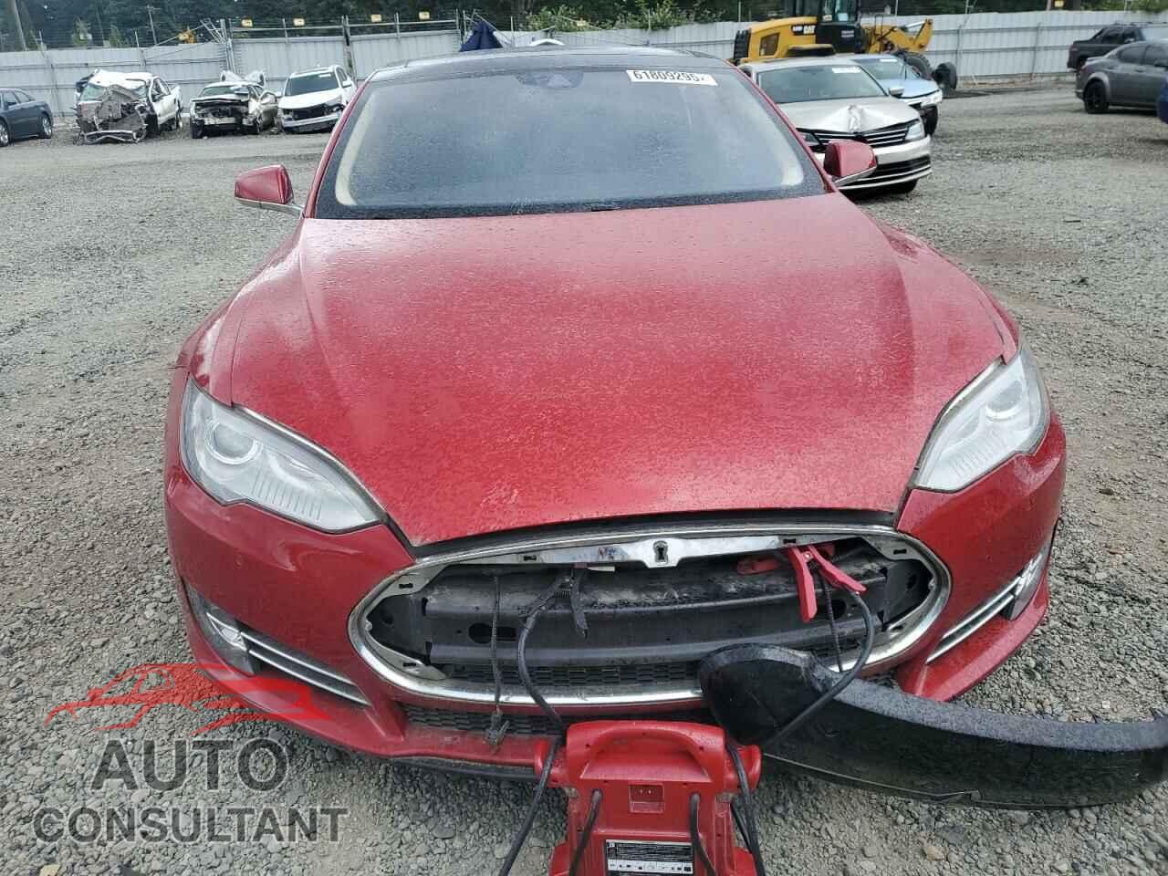 TESLA MODEL S 2015 - 5YJSA1H18FF082160