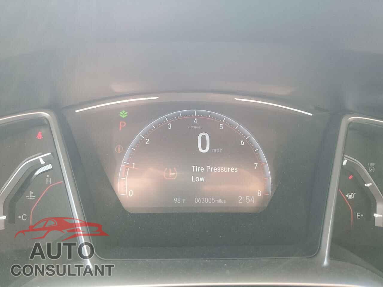 HONDA CIVIC 2019 - 2HGFC2F82KH577493