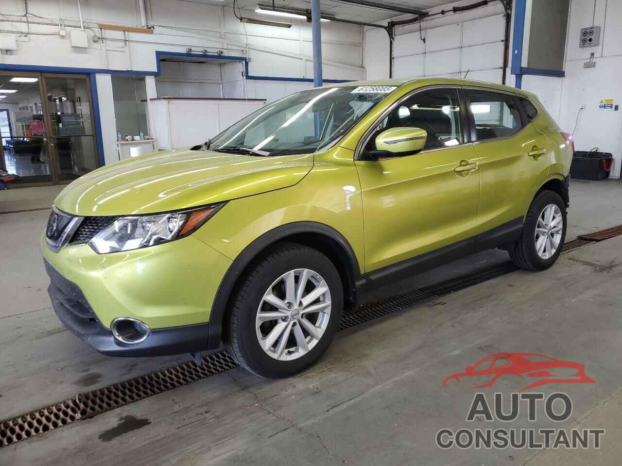 NISSAN ROGUE 2018 - JN1BJ1CP5JW181425