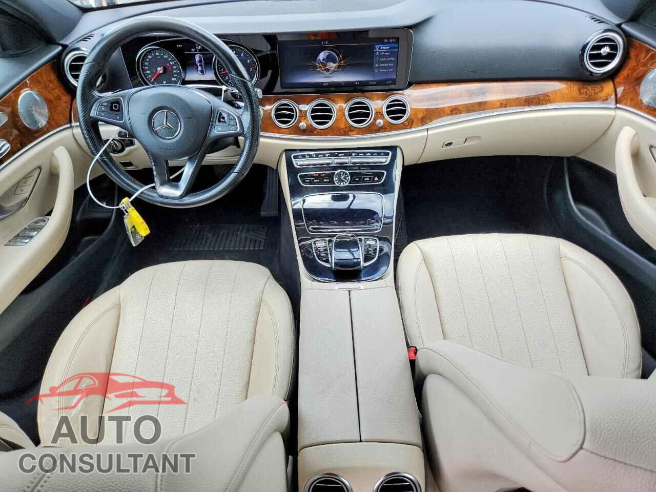 MERCEDES-BENZ E-CLASS 2017 - WDDZF4KB9HA058518