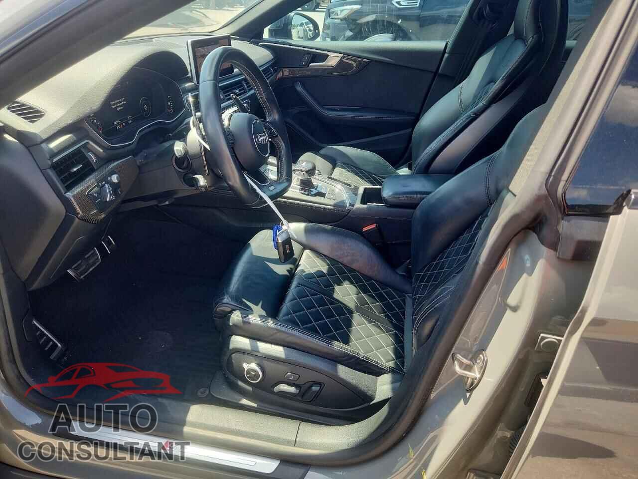 AUDI S5/RS5 2019 - WAUC4CF57KA040687
