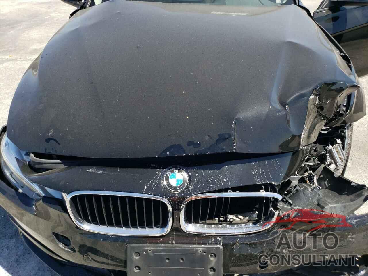 BMW 3 SERIES 2018 - WBA8A9C57JAH13985