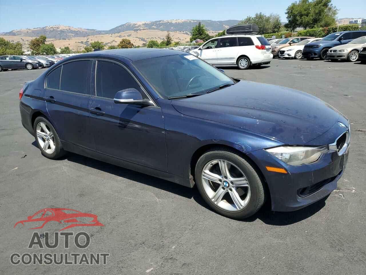 BMW 3 SERIES 2013 - WBA3A5C52DF353760