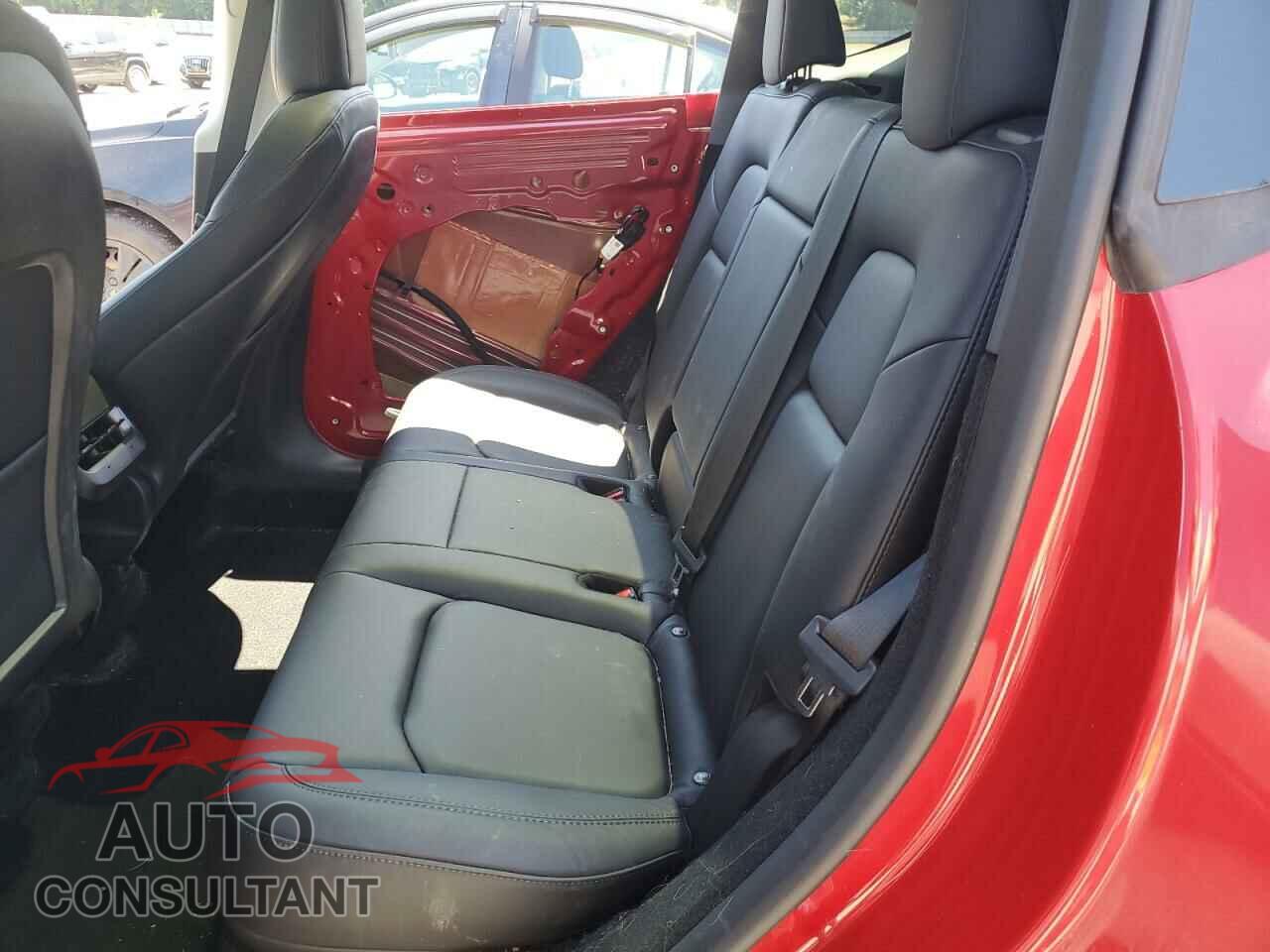 TESLA MODEL Y 2023 - 7SAYGDEEXPF647059