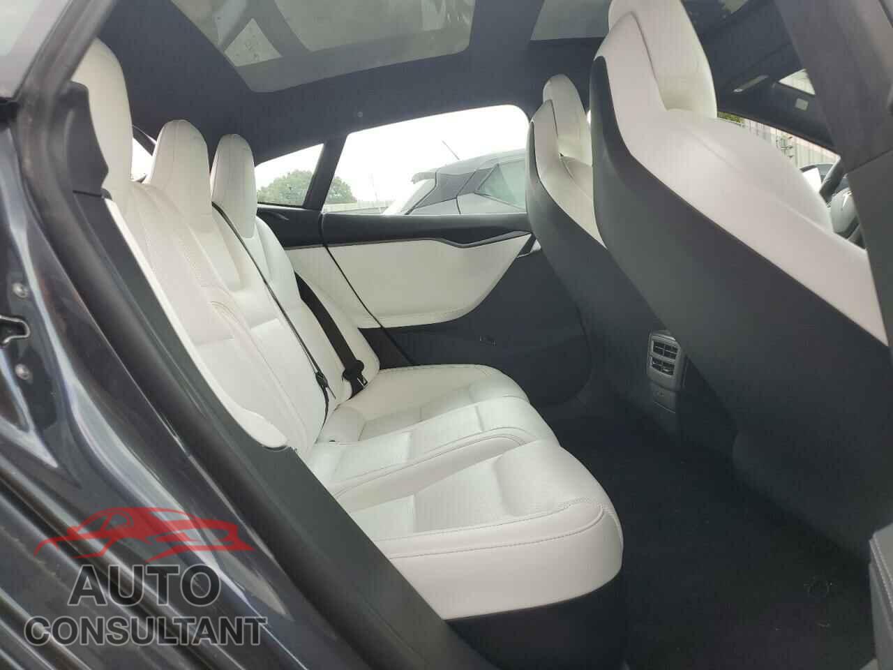 TESLA MODEL S 2018 - 5YJSA1E47JF291476
