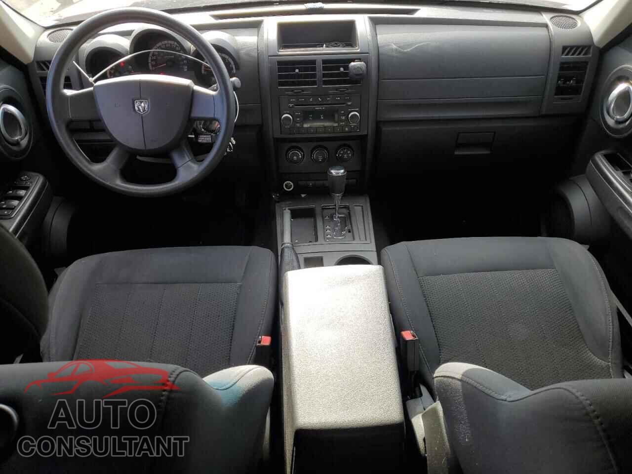 DODGE NITRO 2011 - 1D4PT4GX8BW510096
