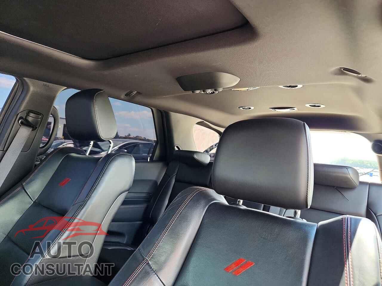 DODGE DURANGO 2023 - 1C4SDJCT2PC584483