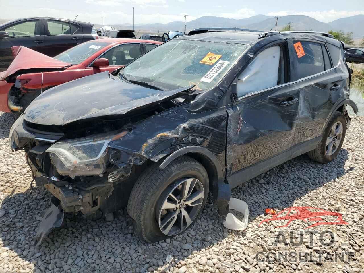 TOYOTA RAV4 2017 - 2T3RFREV6HW595183