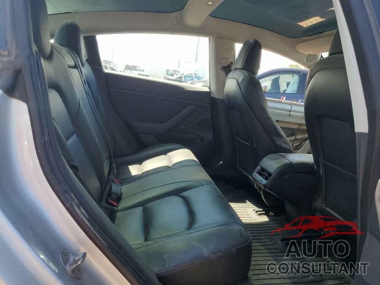 TESLA MODEL 3 2018 - 5YJ3E1EB4JF084924