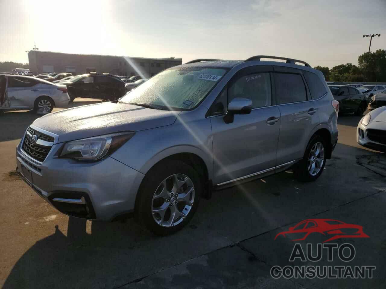 SUBARU FORESTER 2018 - JF2SJAWC1JH405527